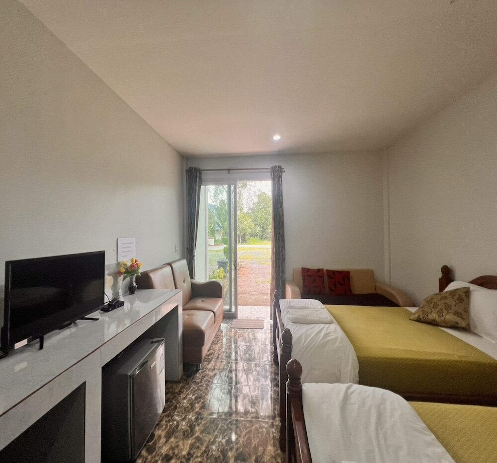 Фото Oyo 75517 Mananchaya Resort