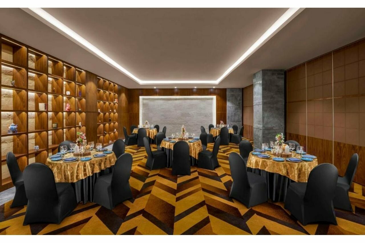 Фото Hyatt Centric Janakpuri New Delhi