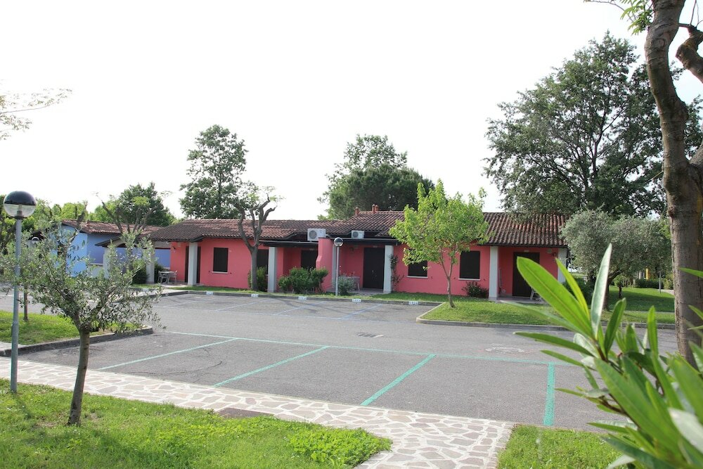 Фото The Garda Village