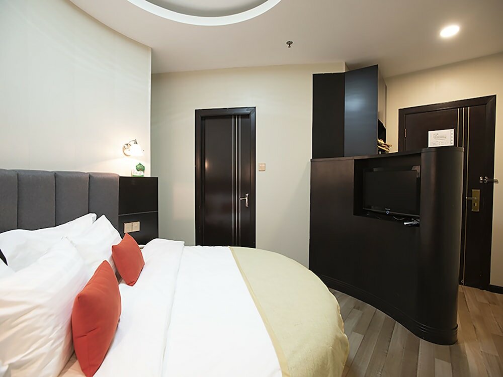 Фото Shanghai Joyful Star Chenyang Hotel