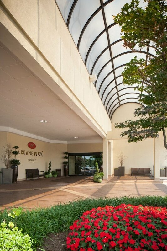Гостиница Crowne Plaza Hotel Hickory, an Ihg Hotel