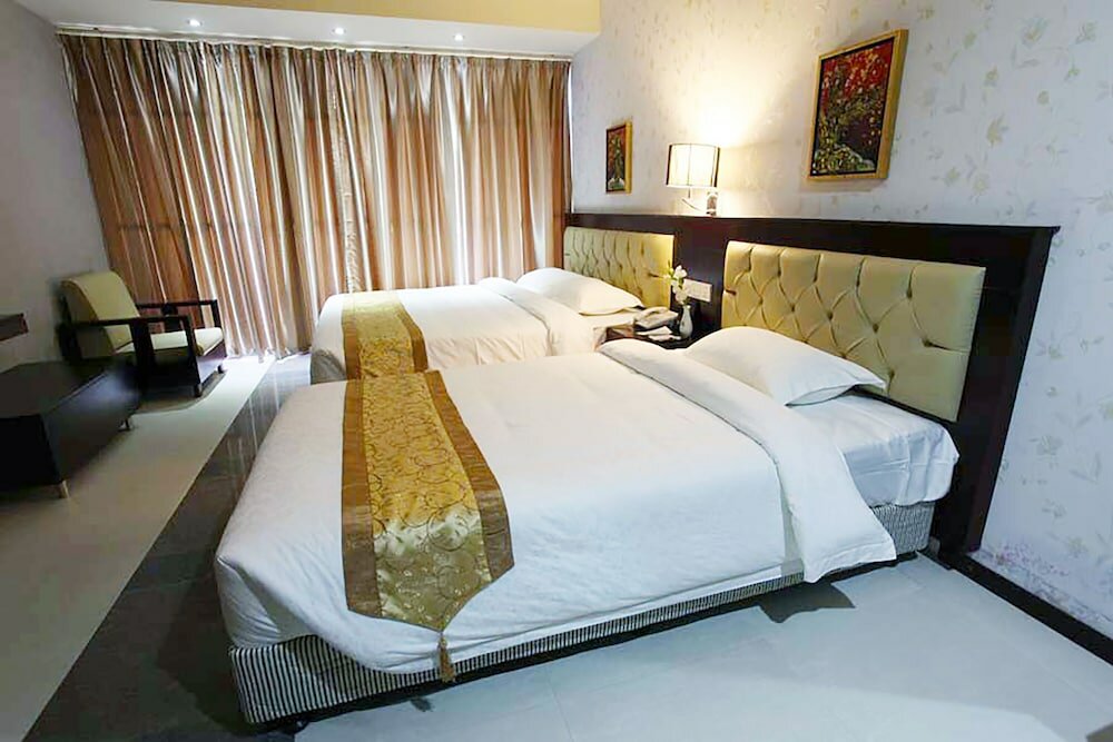 Фото Hotel The Cox Today
