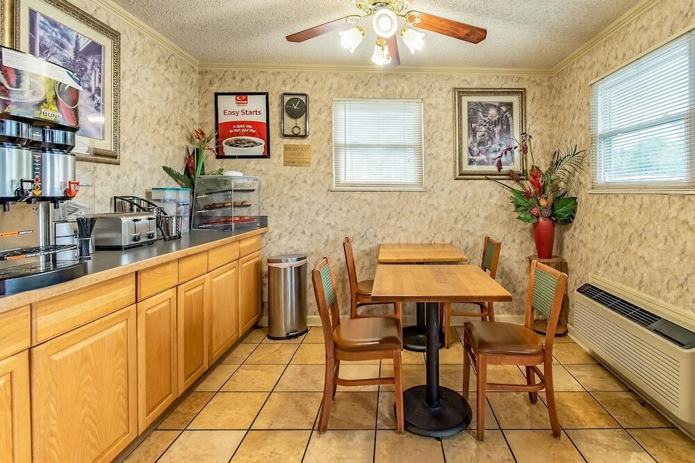 Фото Econo Lodge Worthington