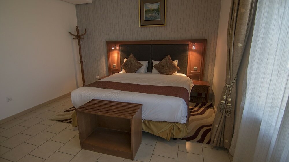 Фото Sadeem Al Fajr Hotel Suites