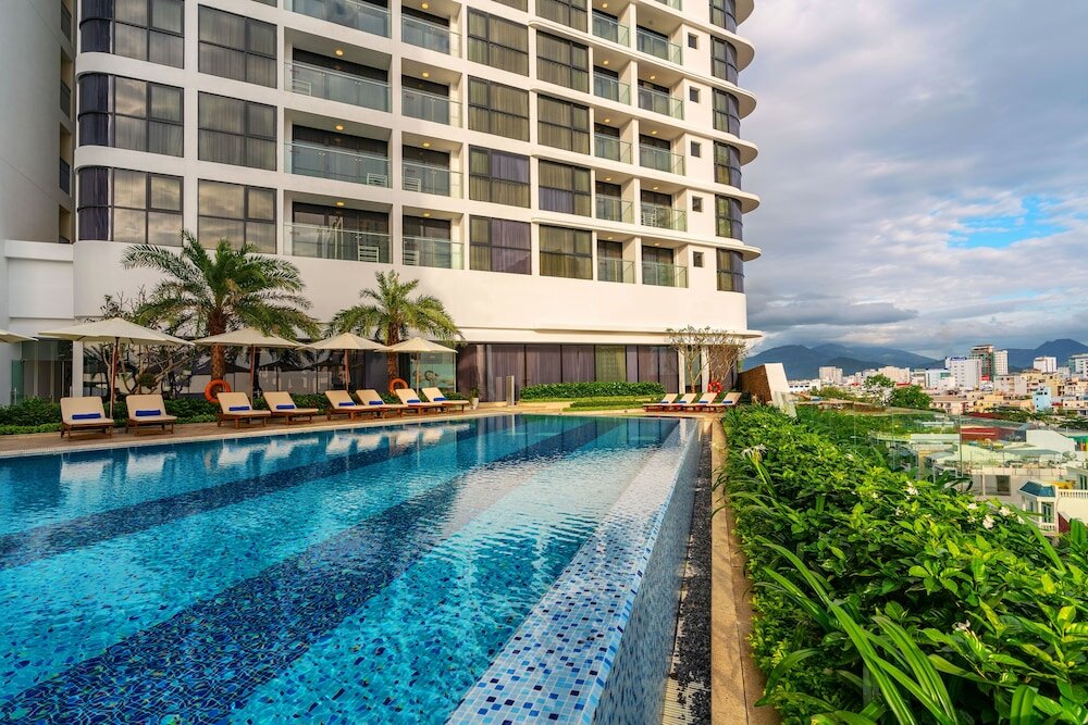 Фото Melia Vinpearl Nha Trang Empire