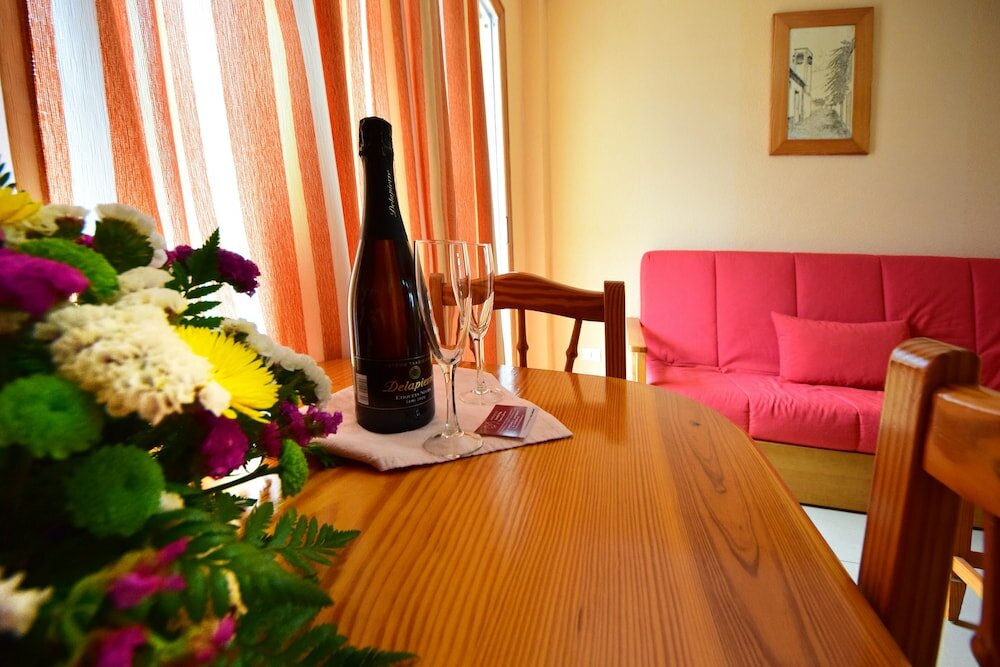 Фото Skyview Hotel