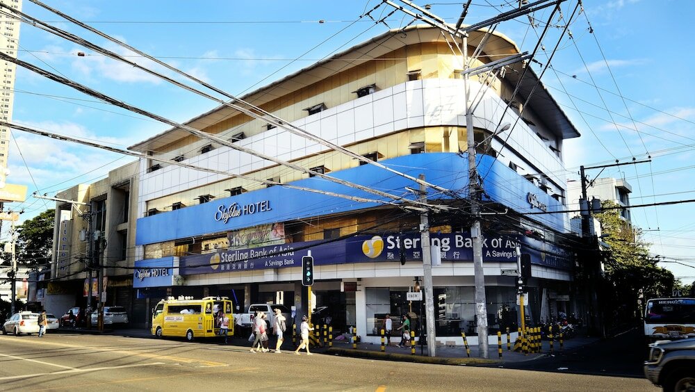 Фото Skyblue Hotel