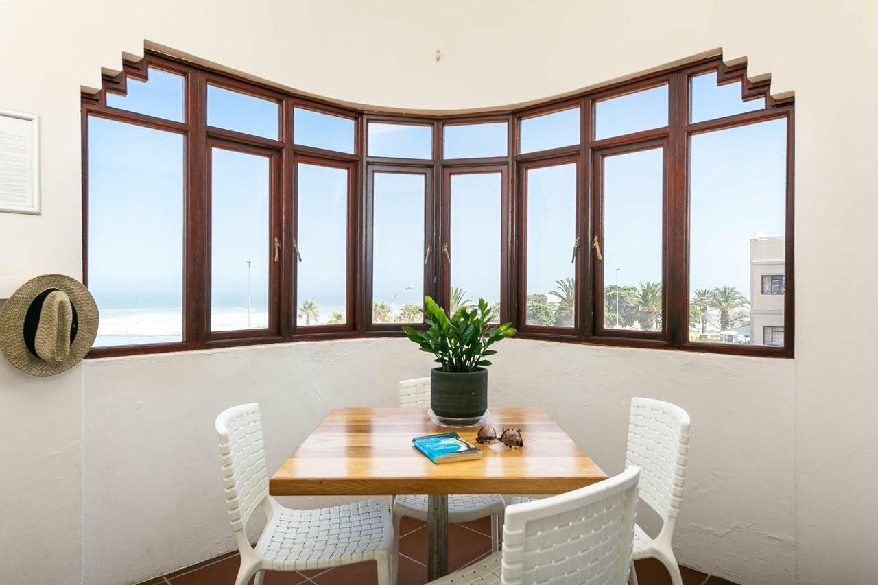 Фото Camps Bay Village