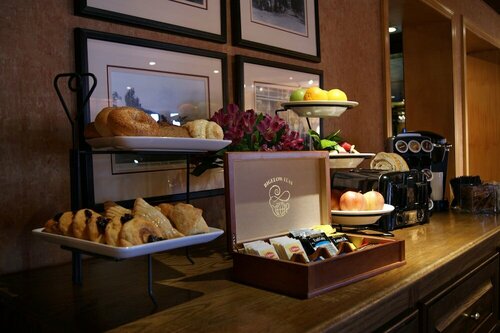 Гостиница Altland House Inn and Suites