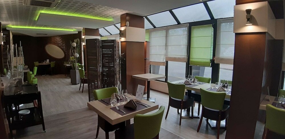 Фото Kyriad Nevers Centre