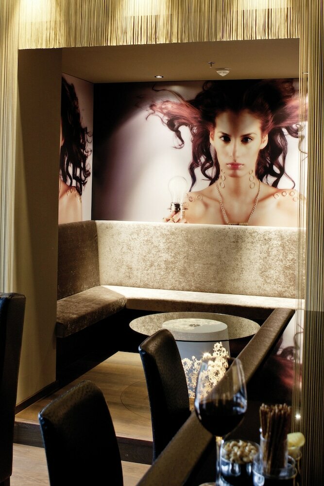 Фото DoubleTree by Hilton Vienna Schonbrunn