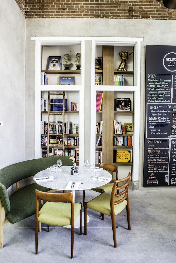 Фото Hotel De Hallen