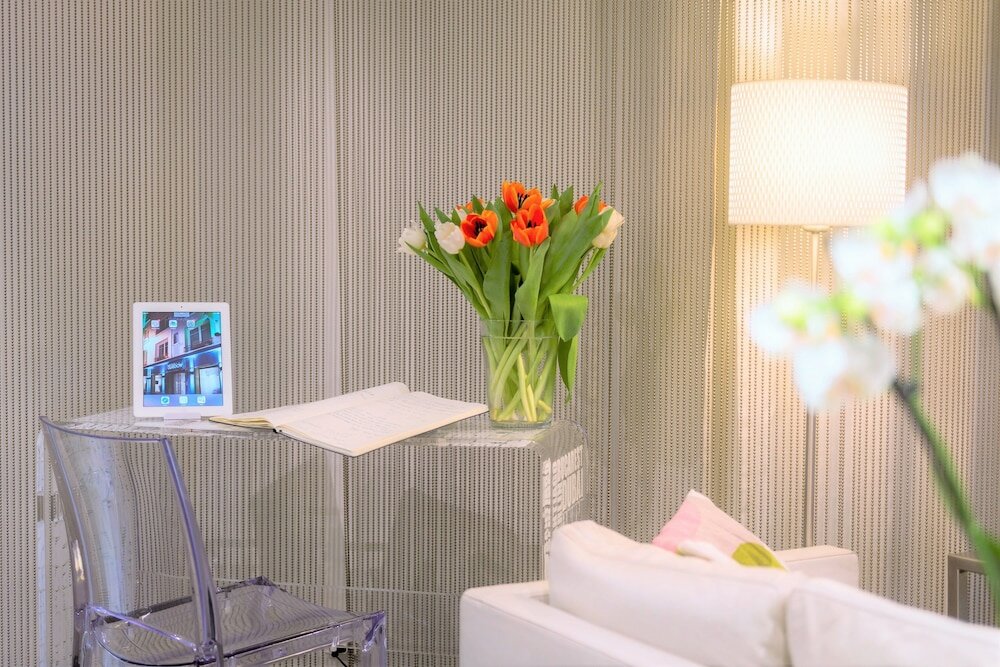 Фото Hotel Glasgow Monceau Paris by Patrick Hayat