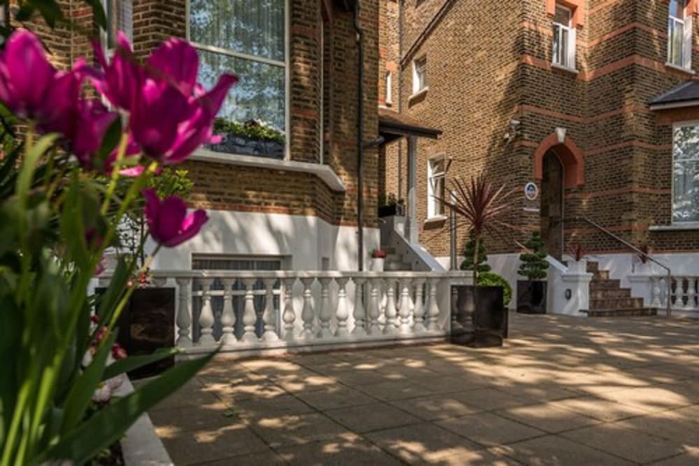 Фото Adria Hotel