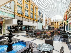 Гостиница West Edmonton Mall Inn
