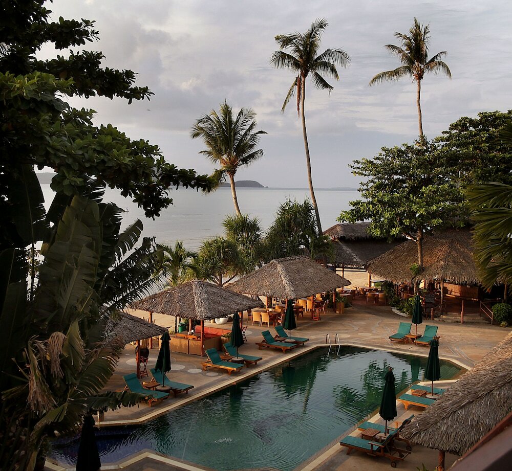 Фото Friendship Beach Resort & Atmanjai Wellness Centre