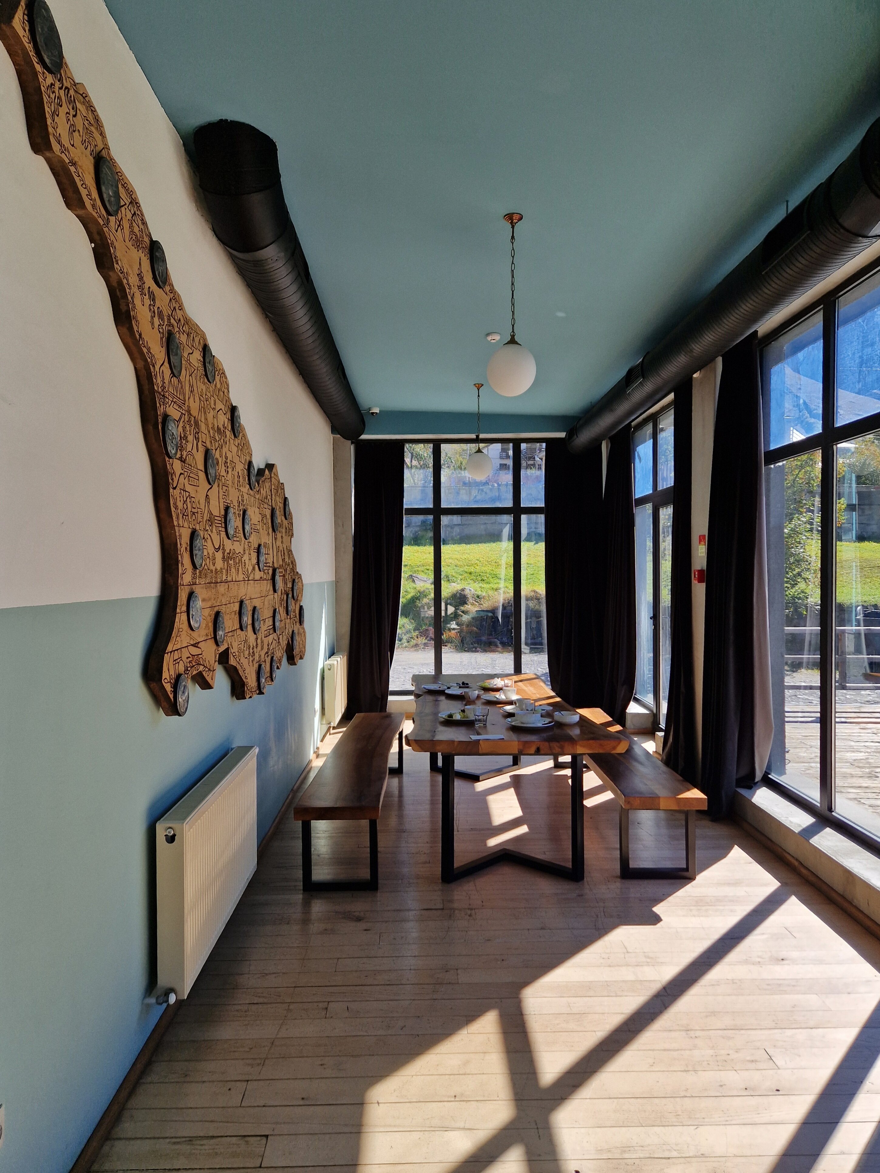 Фото Intourist Kazbegi