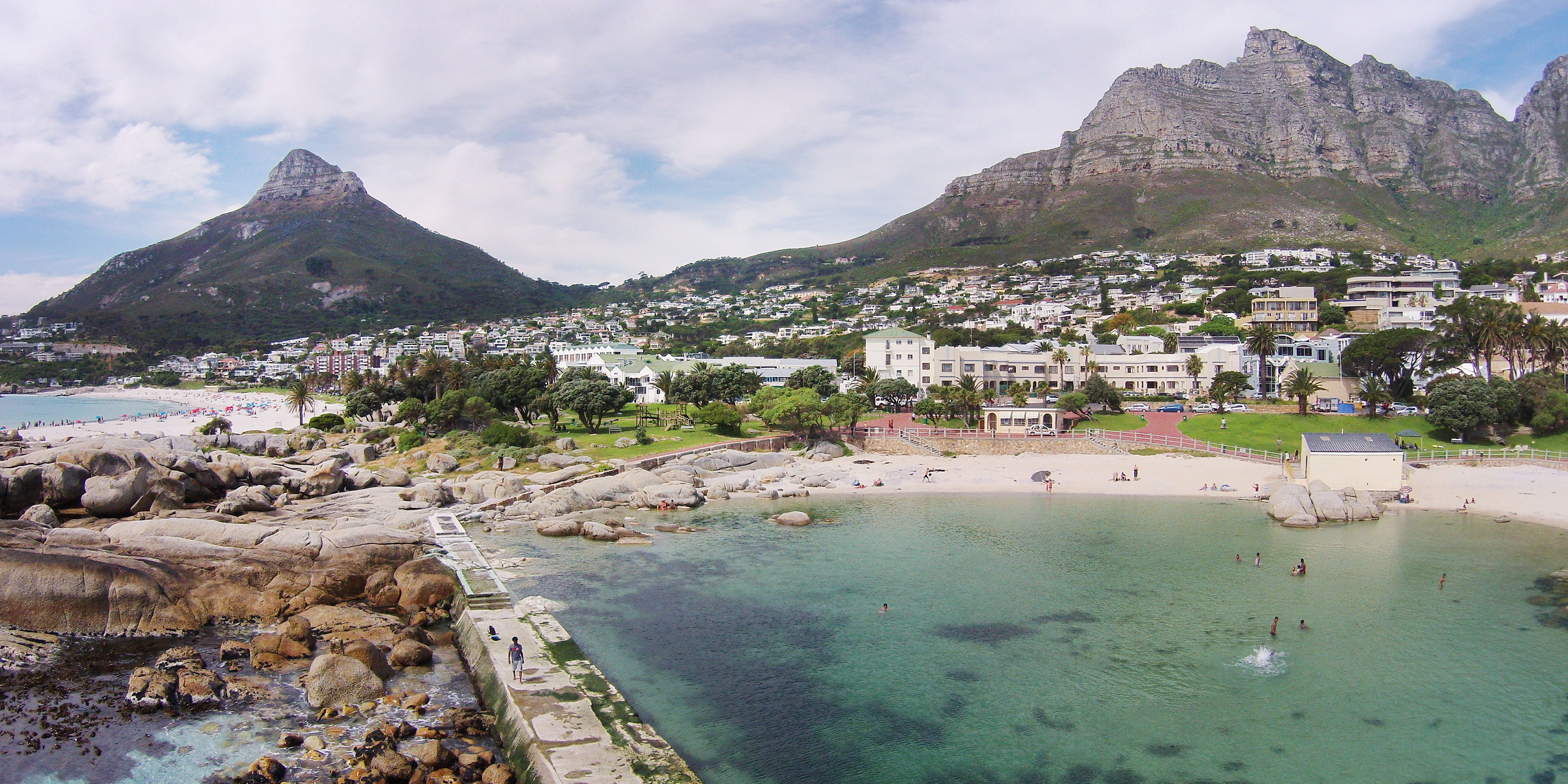 Фото Camps Bay Village