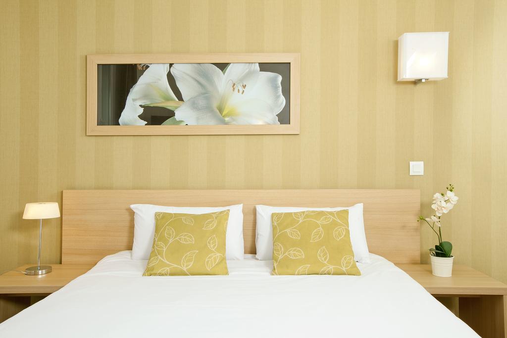 Фото Residhome Clermont Ferrand Gergovia