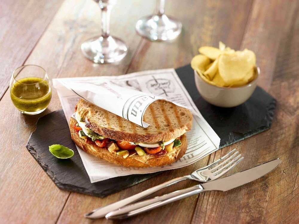 Фото Ibis Paris Gare du Nord Chateau-Landon 10eme