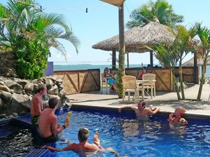 Гостиница Smugglers Cove Beach Resort and Hotel