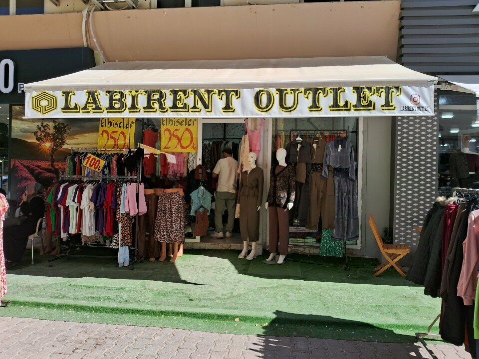 Clothing store Labyrinth Outlet, Adana, photo