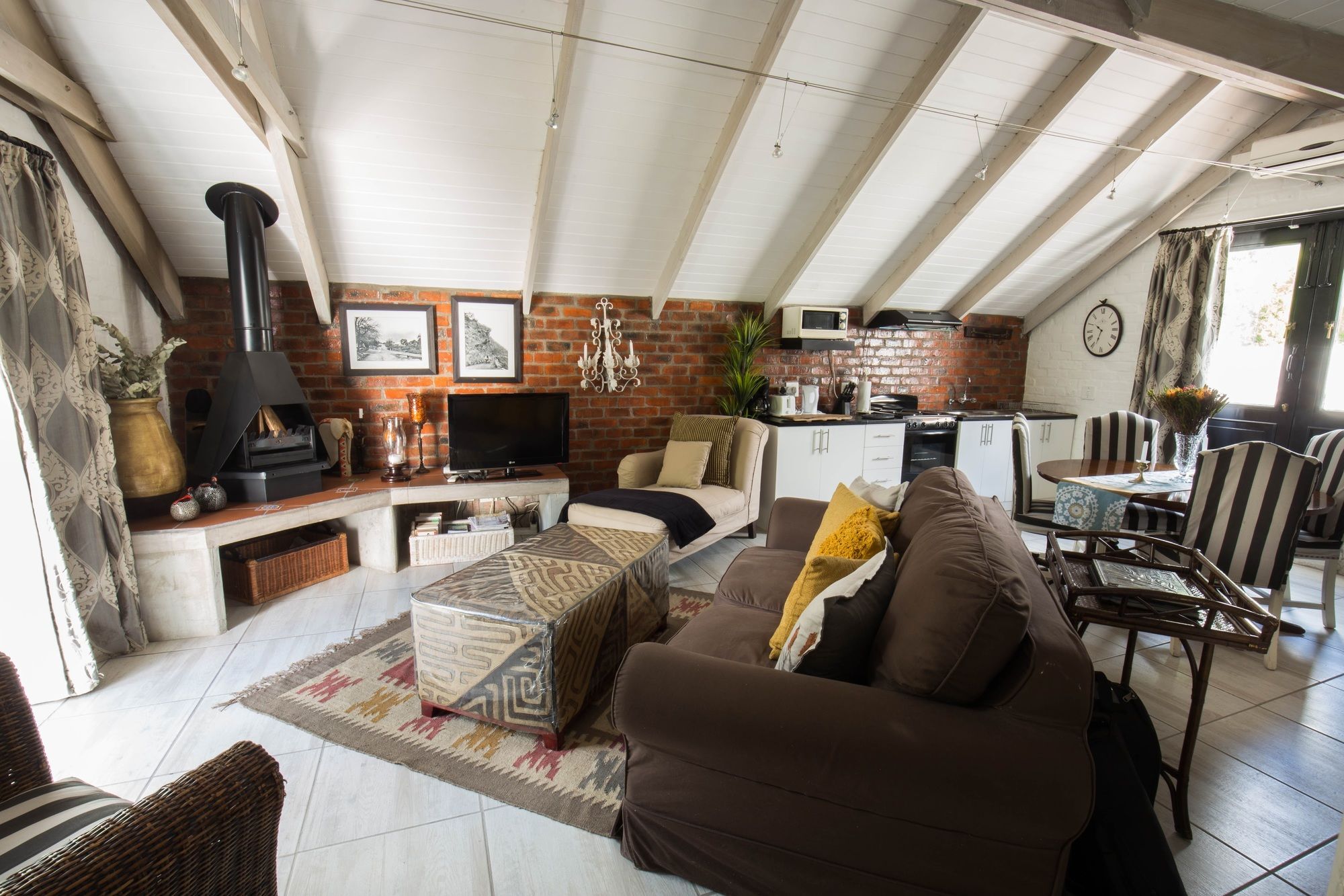 Фото Los Olivos at The Yard