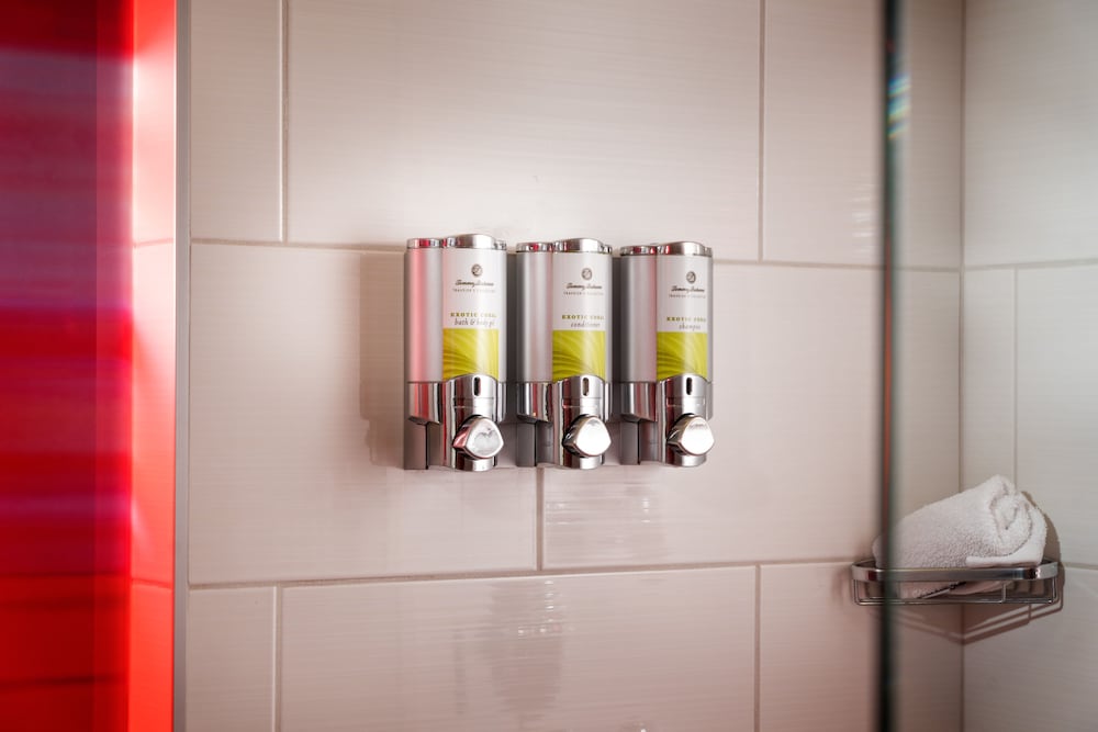 Фото Staypineapple, Hotel Five, Downtown Seattle