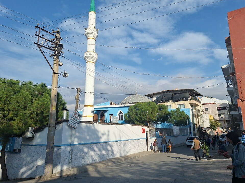 Mosque T.C. Bayrakli Muftulugu Emek Camlik Cami, Izmir, photo