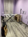 Happy Note (Milyutinsky Lane, 11), educación musical