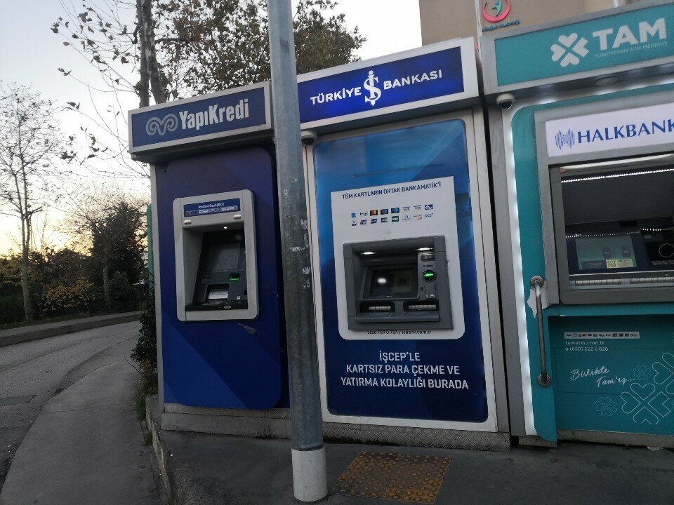 ATM Turkey Is Bank ATM, Istanbul, photo
