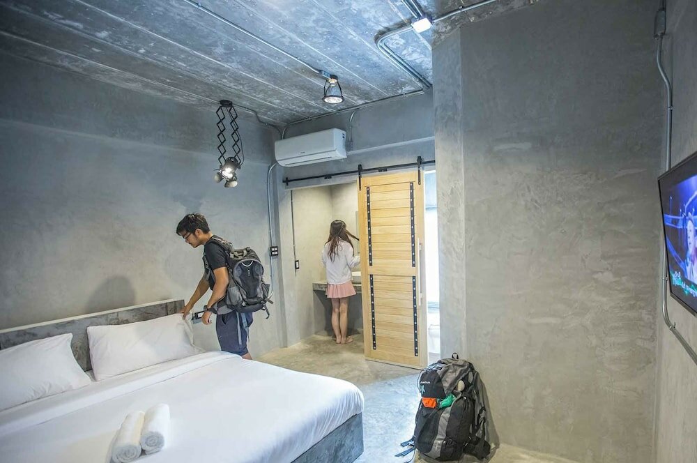 Фото UdonBackpackers Beds and Cafe