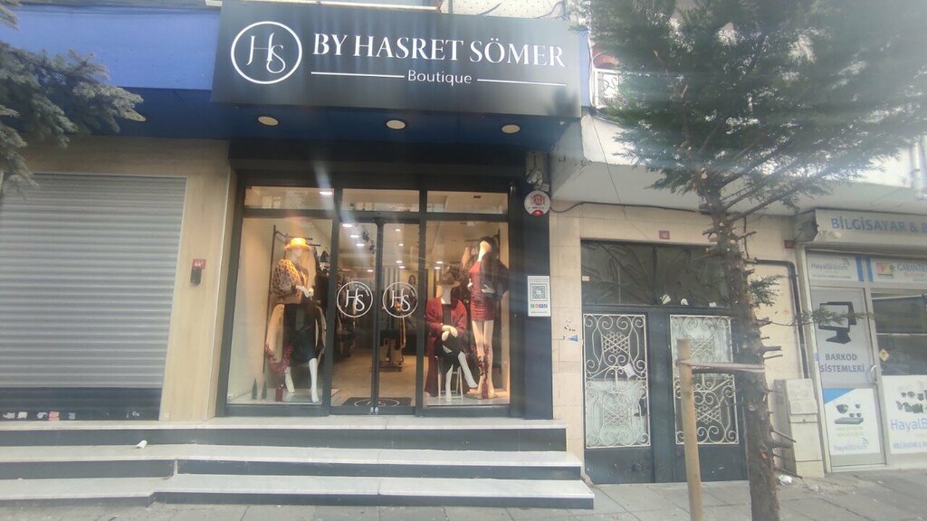 Clothing store By Hasret Somer, Istanbul, photo