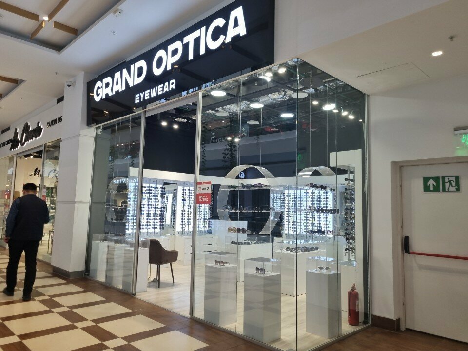 Opticial store Grand Optica, Almaty, photo