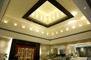 Гостиница The Landmark Hotel