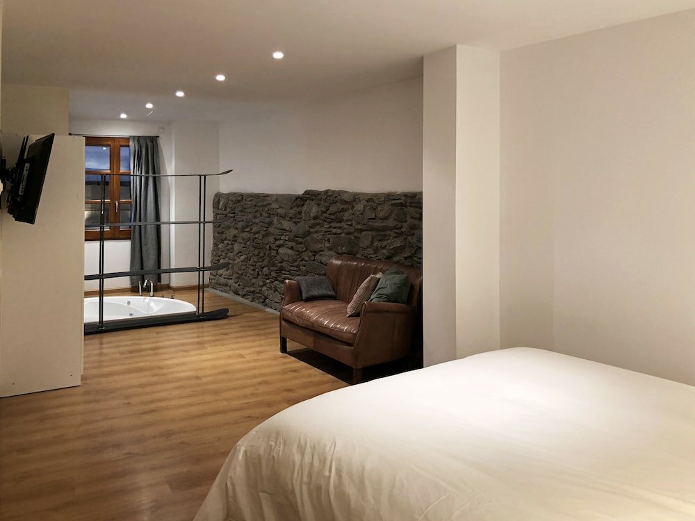 Фото Secret Spot Hostel