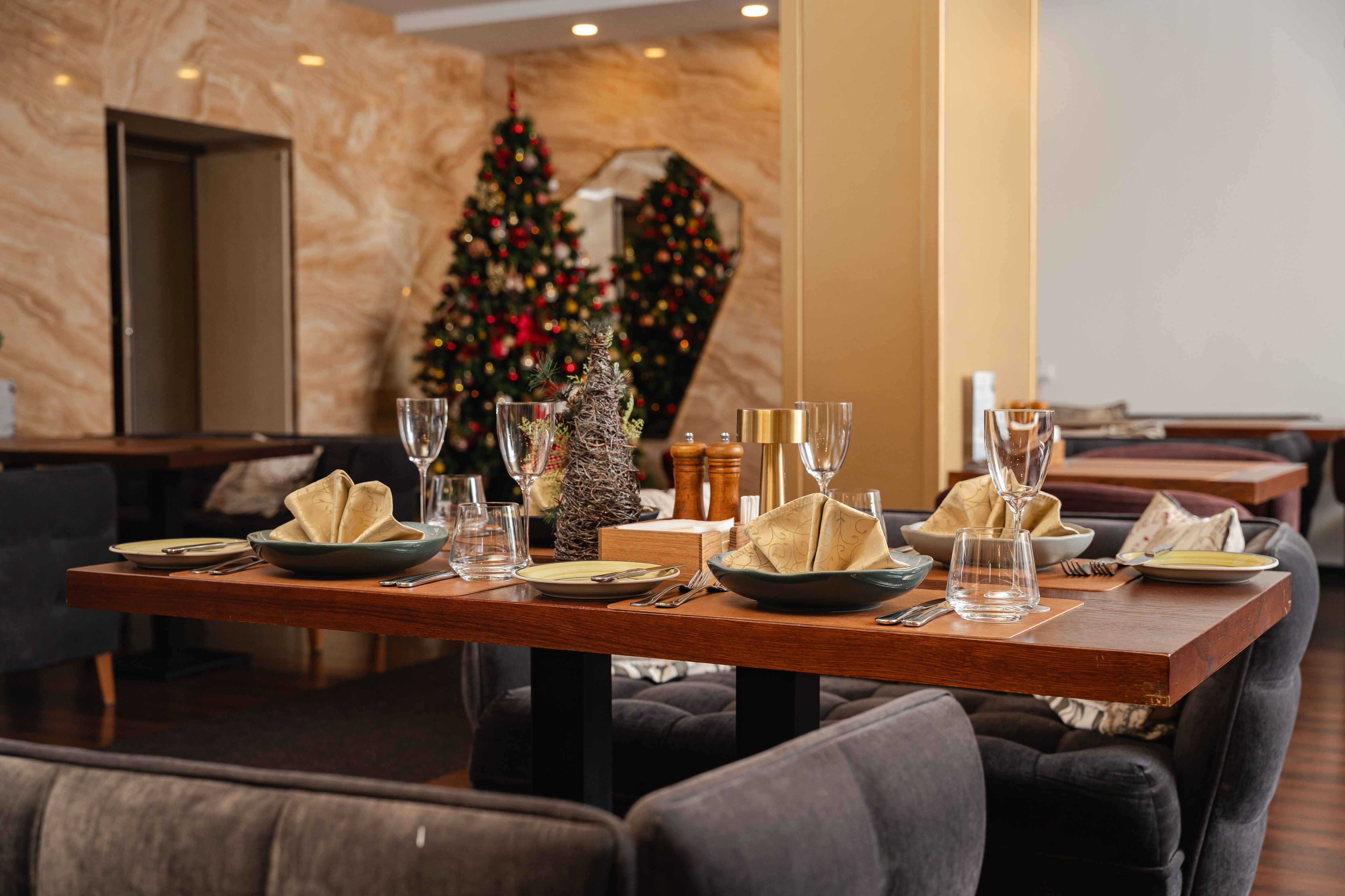 Фото Дипломат