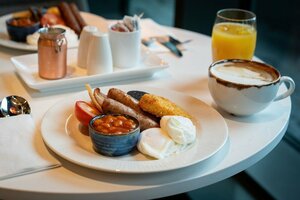 Гостиница Clayton Hotel Glasgow