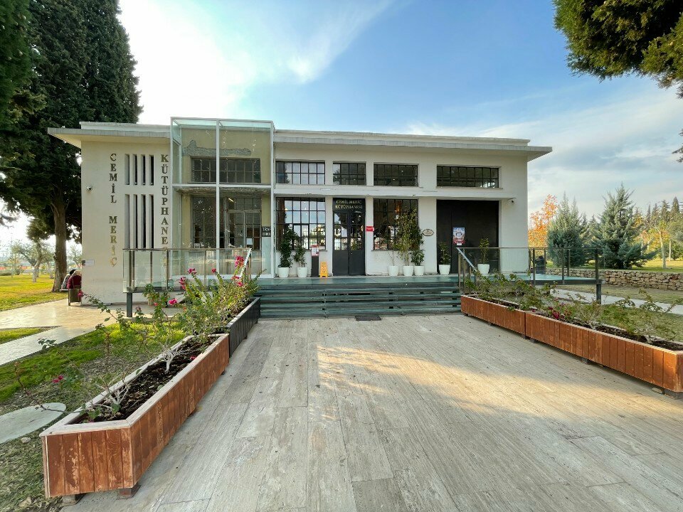 Library Cemil Meric Library, Antalya, photo