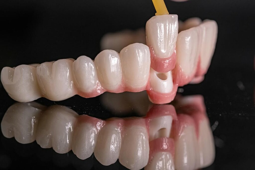 Medical equipment Harmony Lab Art Gallery, Izmir, photo