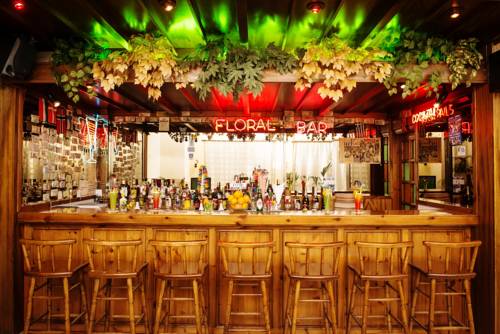 Фото Floral Hotel