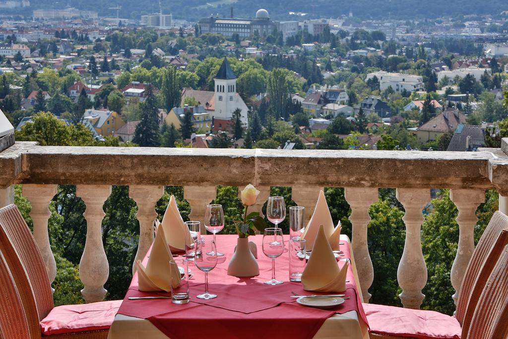 Фото Austria Trend Hotel Schloss Wilhelminenberg