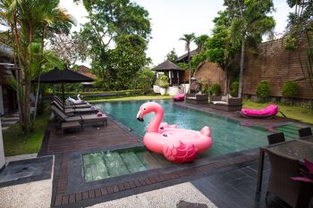 Фото Villa Karishma