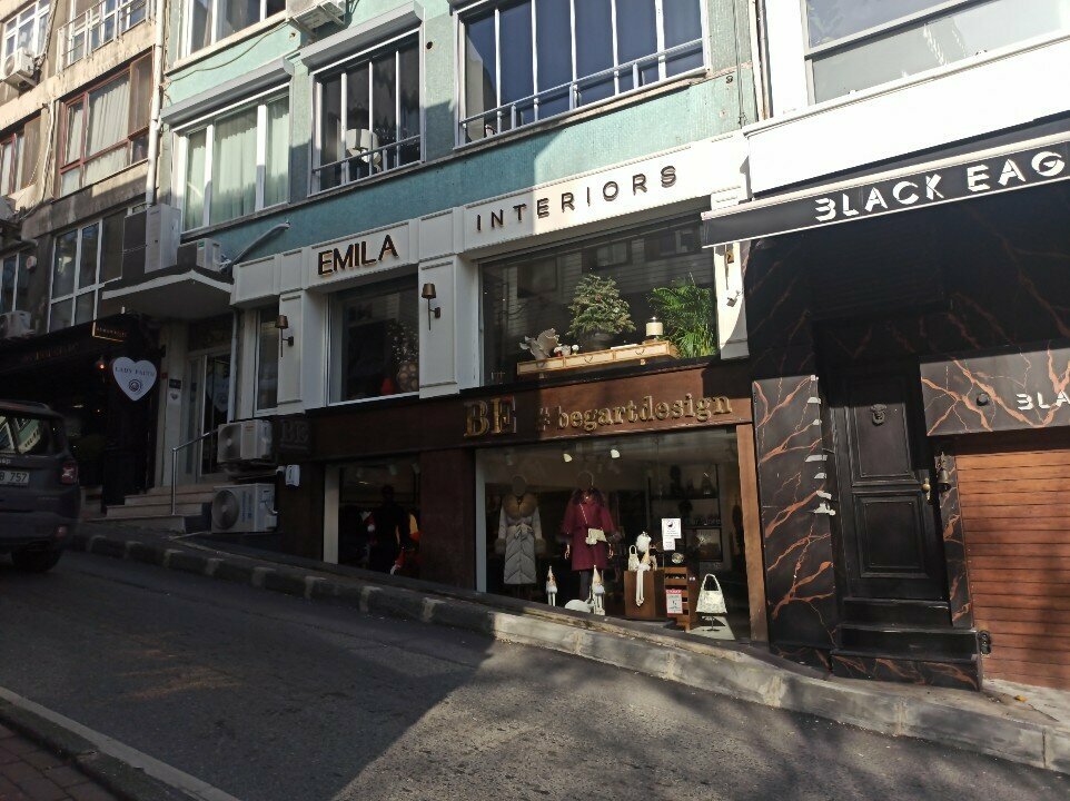 Fur and leather shop Begart Design, Istanbul, photo