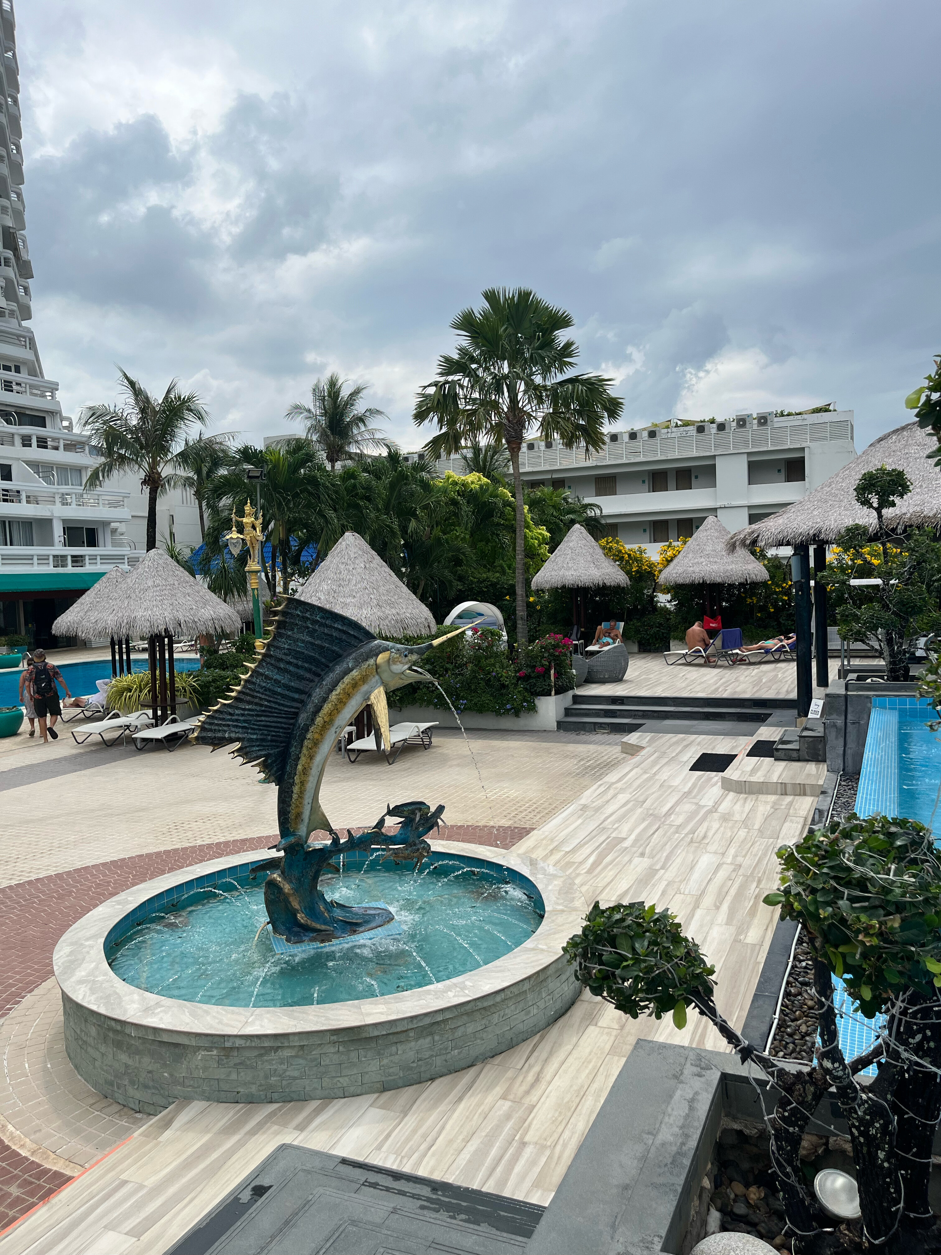 Фото Andaman Beach Suites Hotel