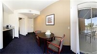 Фото Beachfront Inn and Suites at Dana Point