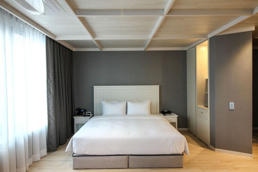 Фото Golden Tulip Ever Yongin