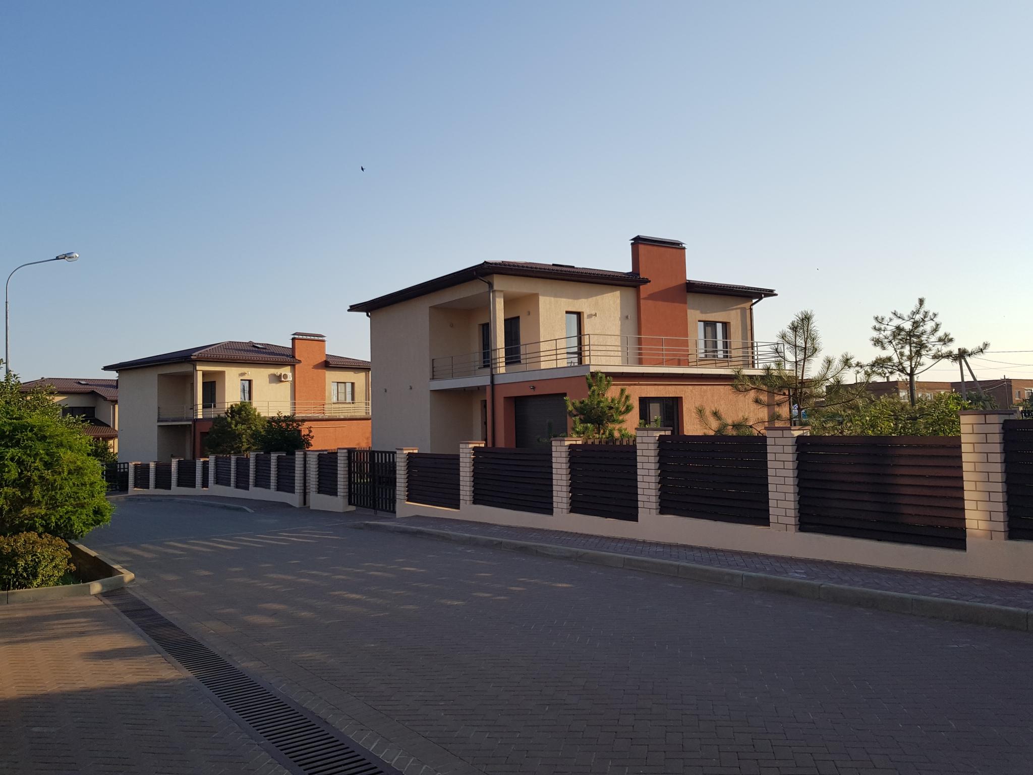 Фото Солнечный берег на улице Вишневая 6