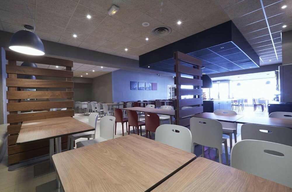 Фото Campanile Paris Est - Pantin