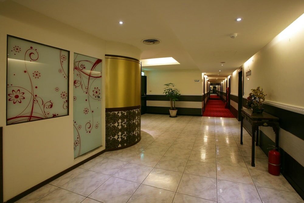 Фото Etung Hotel